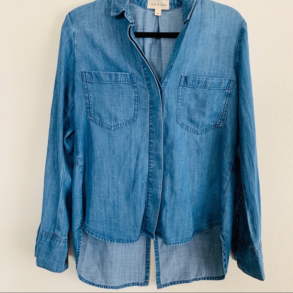 Cloth and Stone Denim Chambray Split Back Top - Picture 2 of 6